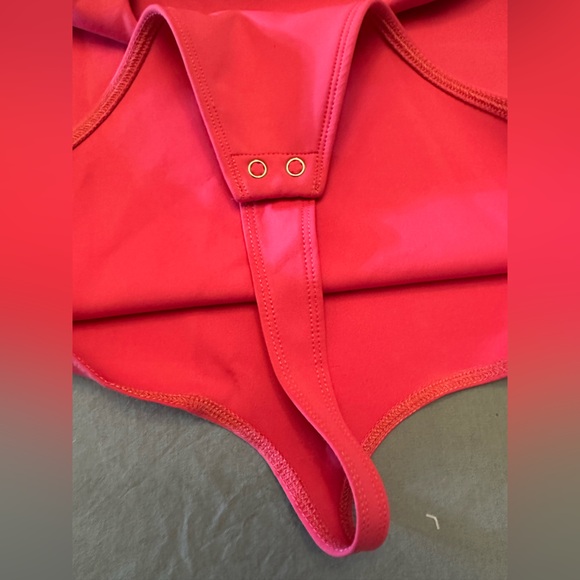 Good American Pink Body Suite Top - Picture 4 of 5